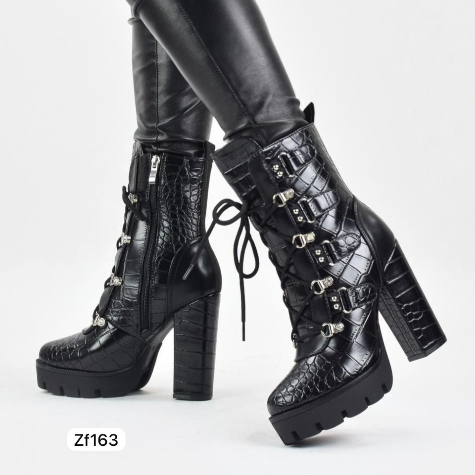 Botin negro textura tacon 12cm LA-185 C36